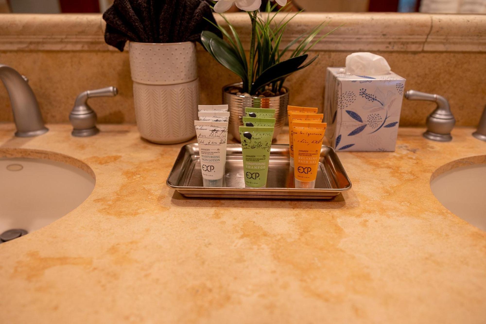 Hilton Pool Pass Included, Kolea - Stylish & Comfy Walk To Beach Patio Pool Gym ワイコロアビレッジ エクステリア 写真